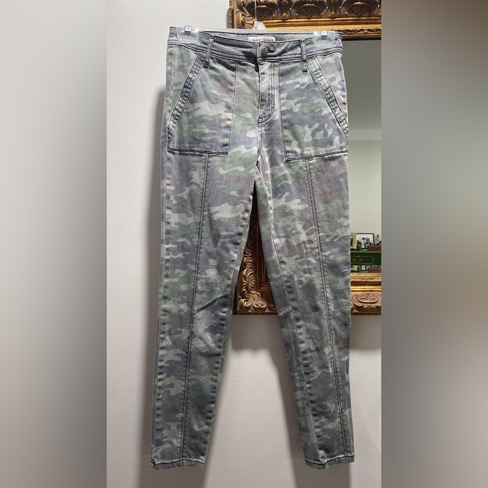 Knox Rose camo high waisted skinny leg pants, Sz 4.